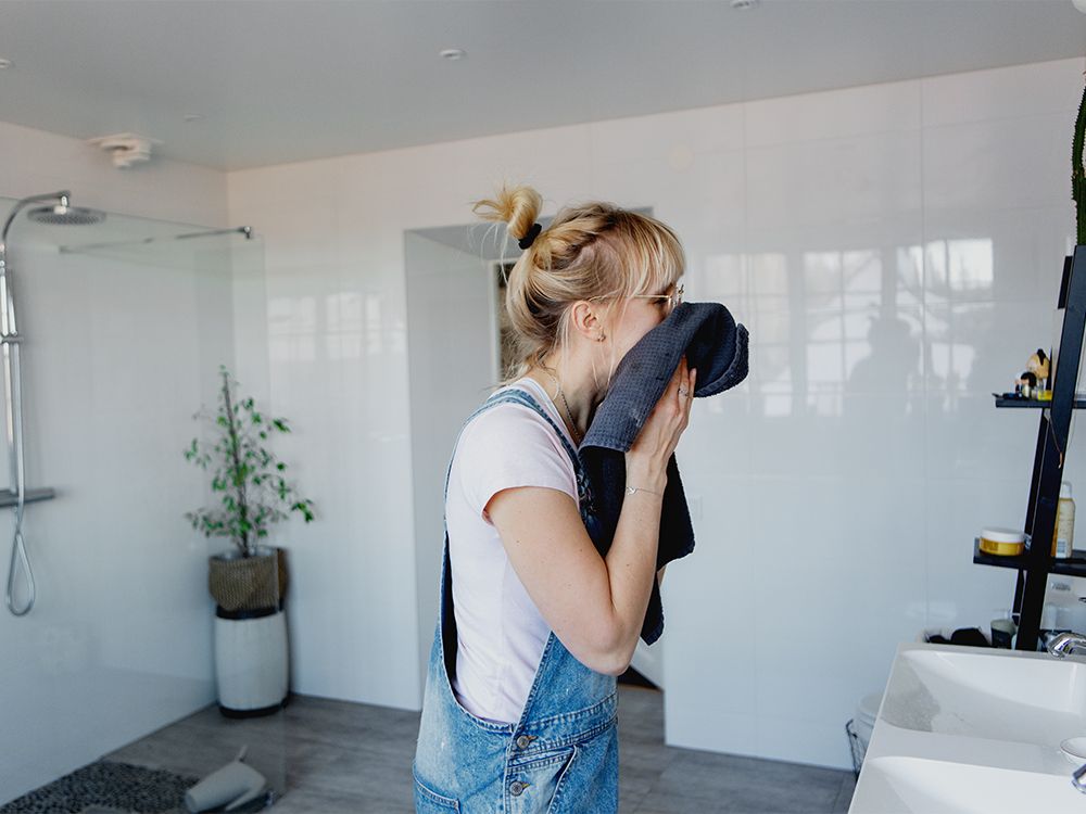 Why This Celeb Aesthetician Says the Most Important Time for Your Skin Care Is 3 p.m.