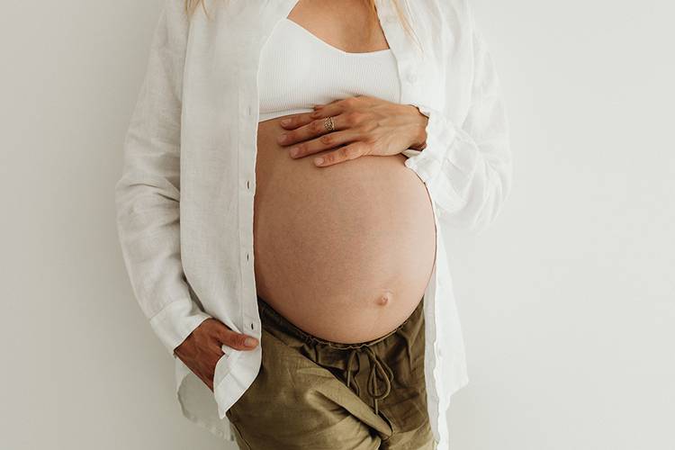 pregnant-woman-belly
