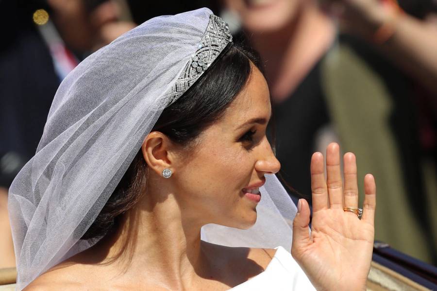 51114 Meghanmarklefacetighteningjpg