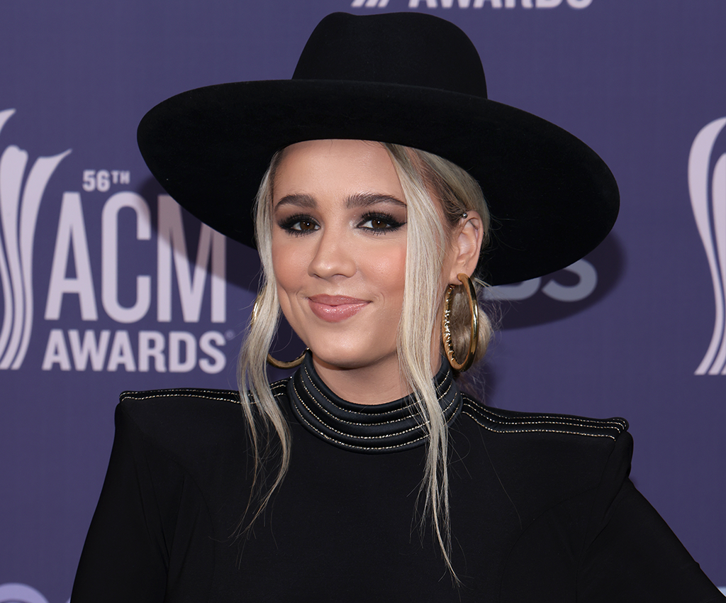 The $22 Skin-Care Secret Behind Gabby Barrett’s Glowing Skin