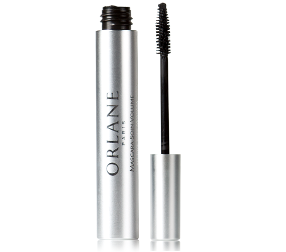 On Your Lashes: Mile-long Lashes