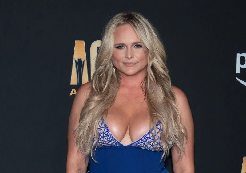 How Miranda Lambert Prepped Her Skin for Her Vegas Residency