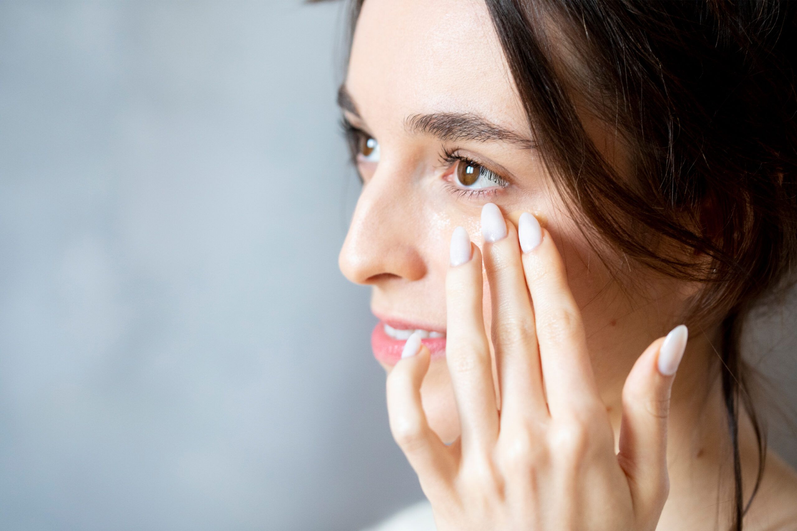 How I Stopped Skin Picking with Press-On Nails