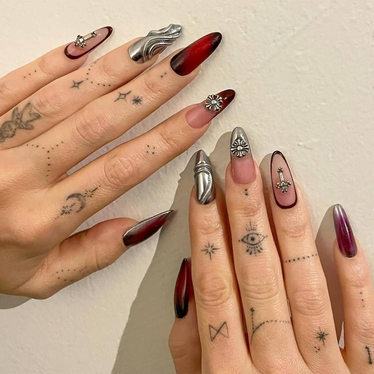 Brittney Boyce (@nails_of_la)