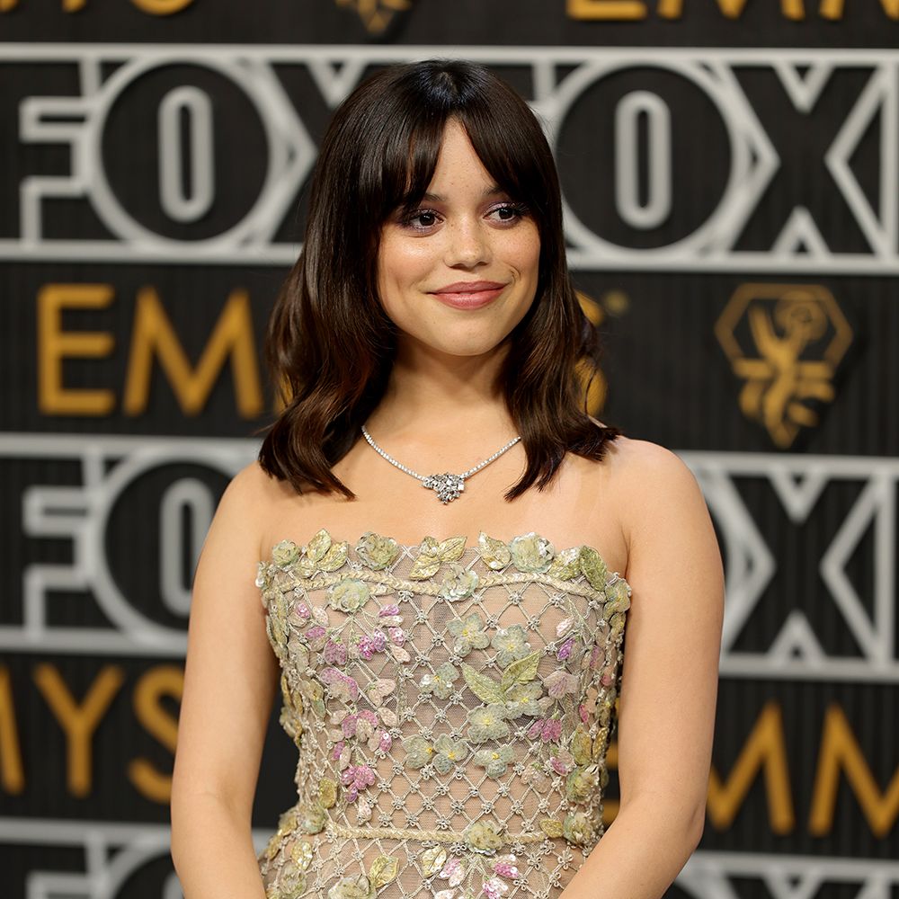 jenna ortega kitty cut