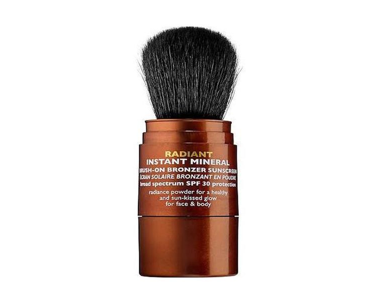 Peter Thomas Roth Radiant Instant Mineral Brush-On Bronzer Sunscreen