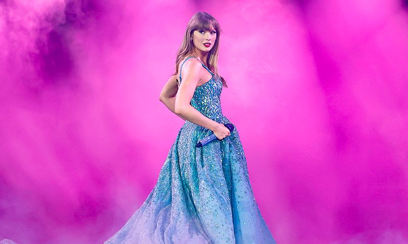 TORONTO, ONTARIO - NOVEMBER 14: EDITORIAL USE ONLY. NO STANDALONE PUBLICATION USE (NO SPECIAL INTEREST OR SINGLE ARTIST PUBLICATION USE; NO BOOK USE). Taylor Swift performs onstage during "Taylor Swift | The Eras Tour" at Rogers Centre on November 14, 2024 in Toronto, Ontario.