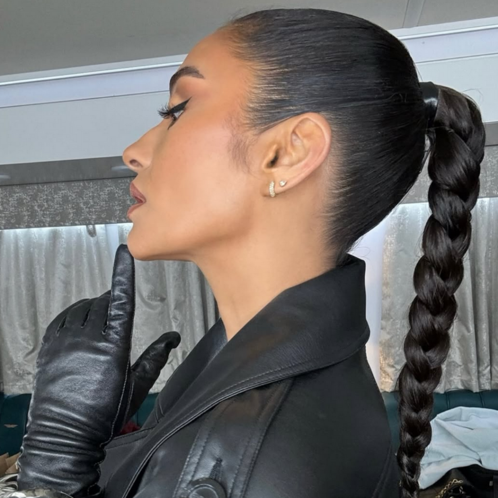 Braided ponytails IG: @daniellepriano