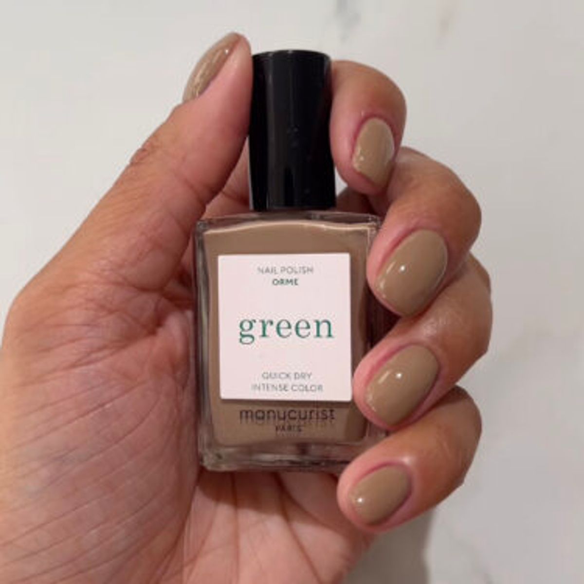 mocha mousse nails 3