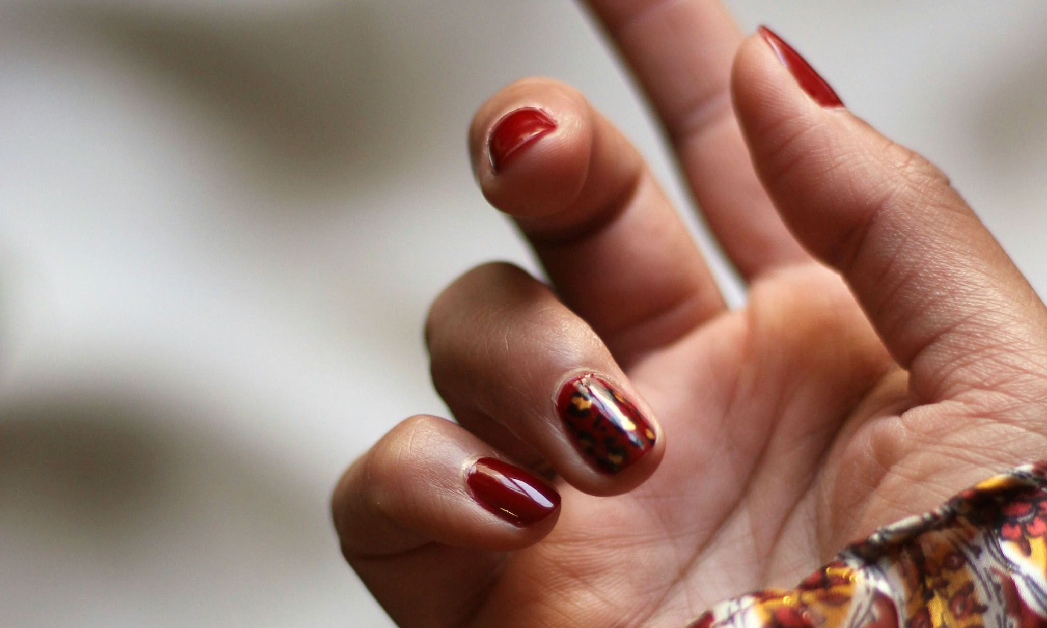 reddish manicure