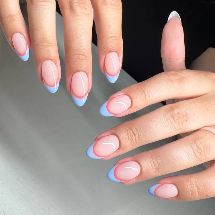 almond nails