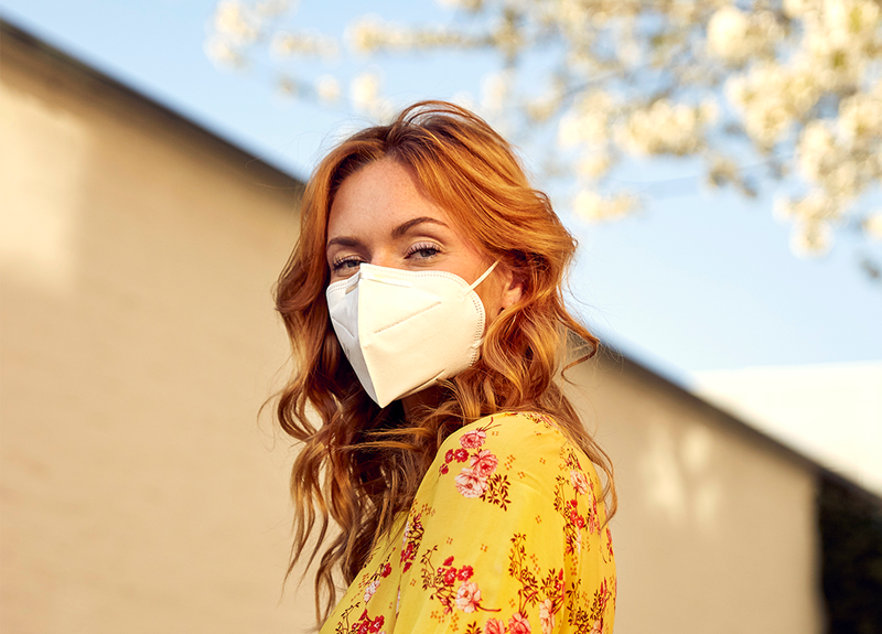 The Ultimate Guide to Minimizing ‘Maskne’ This Summer