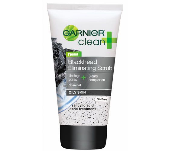 Garnier: Clean Blackhead Eliminating Scrub