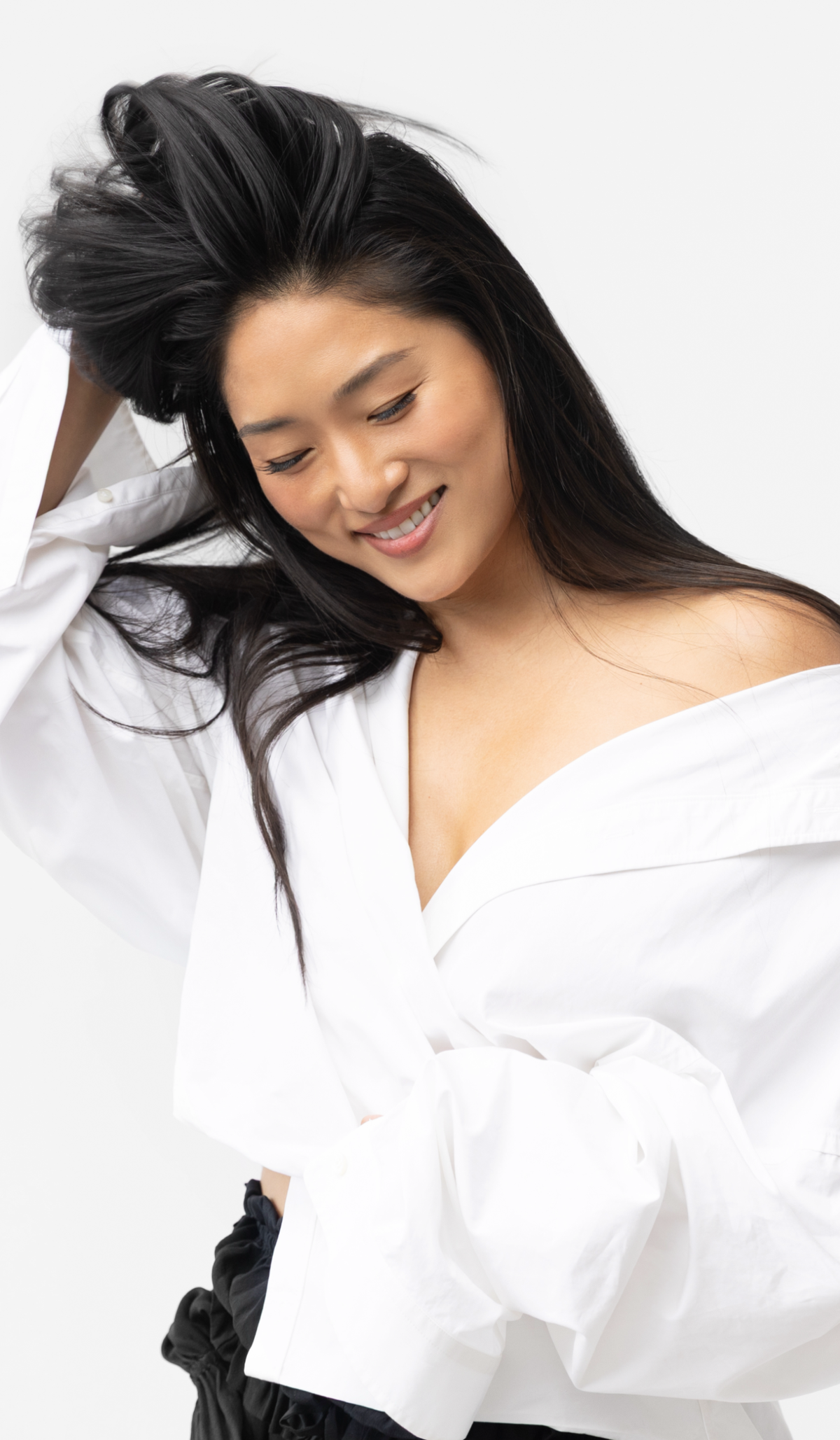 From K-Beauty Rituals to 15 Fire Sauces: Inside Chloe Flower’s Routine