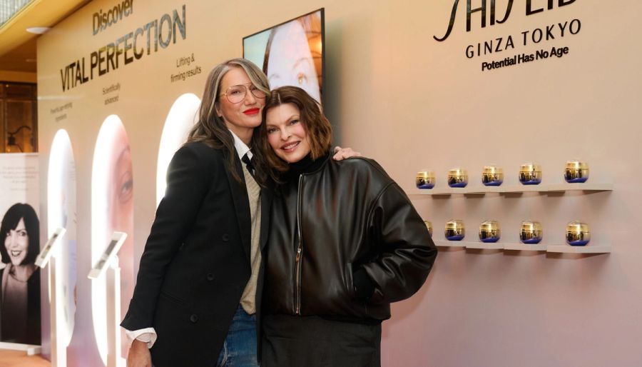 linda evangelista and jenna lyons during the shiseido potential has no age summit