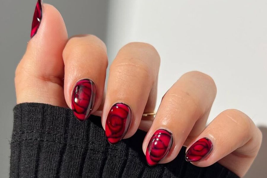 short almond nails