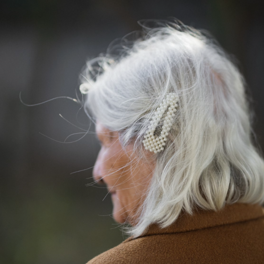 timeless ways to style short hair