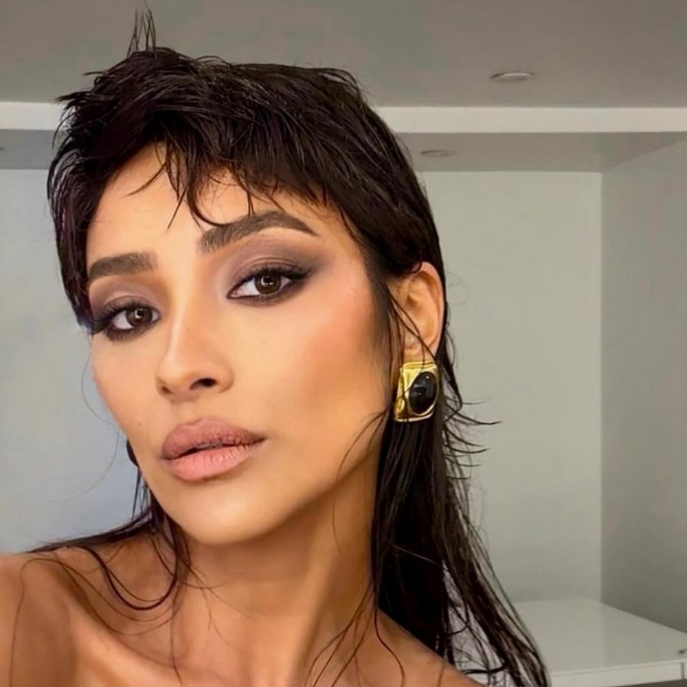 jellyfish cut by Dimitris Giannetos