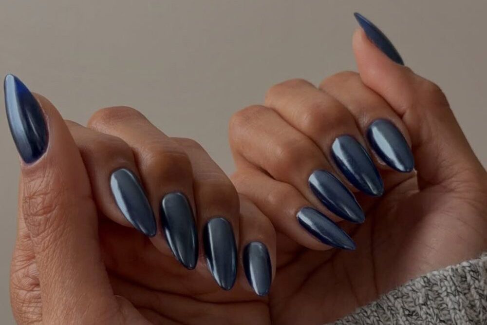 navy chrome nails