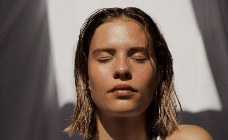 The Collagen-Stimulating Laser That’s Celebrity Approved and Safe for All Skin Types