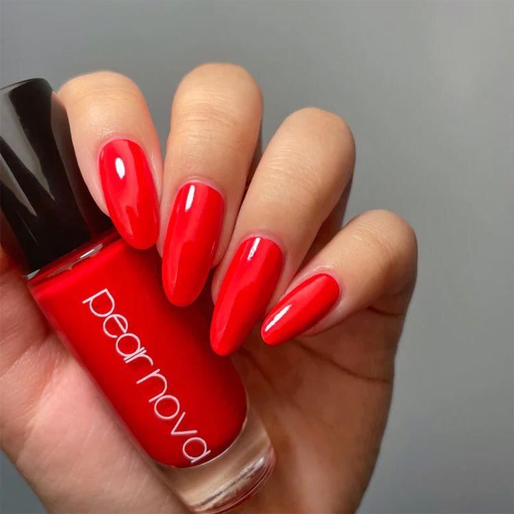 pear-nova-red-nails