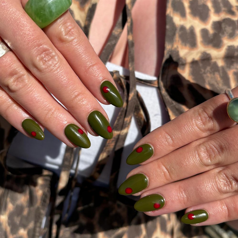 Olive Nail Art