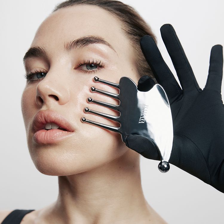 Facegym x ISAMAYA SCULPT 01