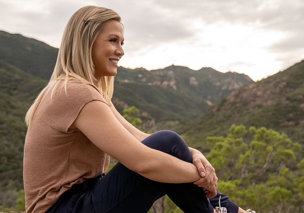 Jennie Garth on Turning 50, Her DIY Hydrating Spray and the New Project She’s Celebrating