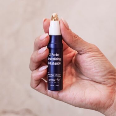 defenage-lip-treatment