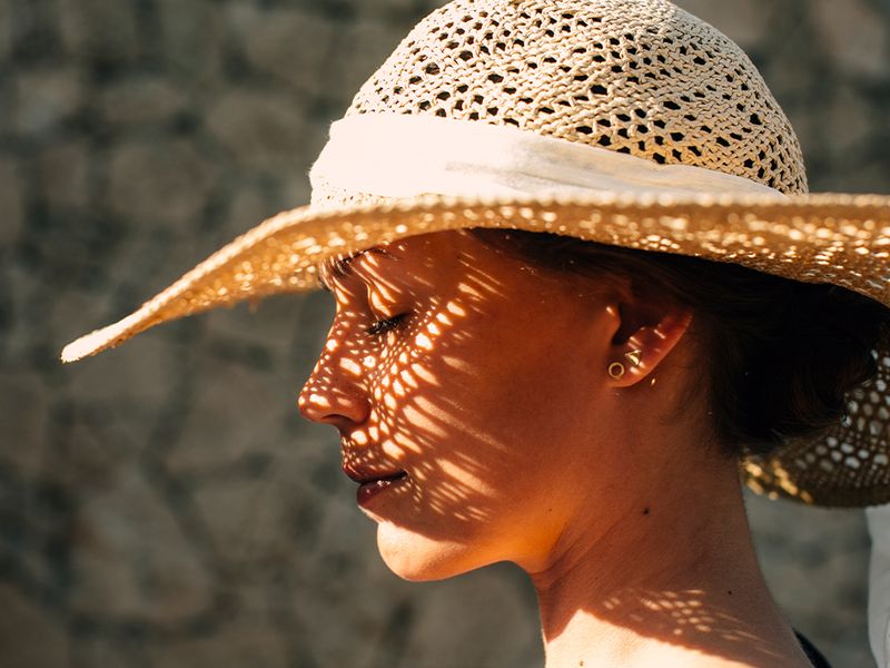 How to Avoid Splotchy Skin This Summer