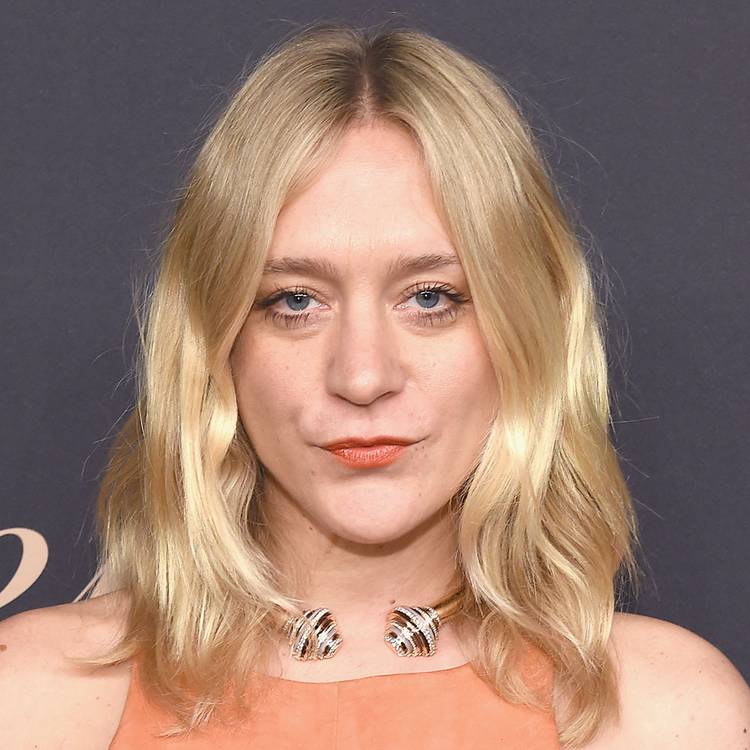 Close view of Chloe Sevigny with medium-length, wavy blonde hair
