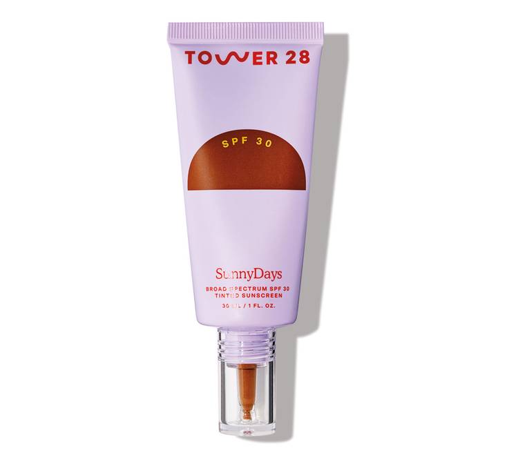 Award Photo: SunnyDays SPF 30 Tinted Sunscreen Foundation