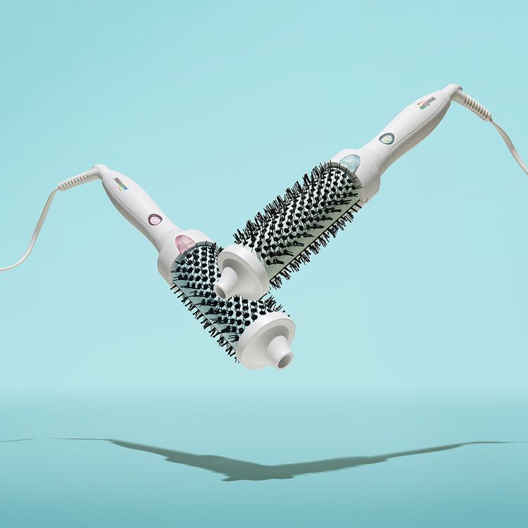 Mane It's Giving Body Medium Hot Round Brush