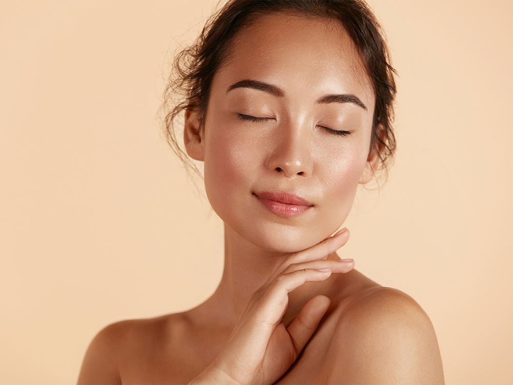 Lighter Features and Freckles