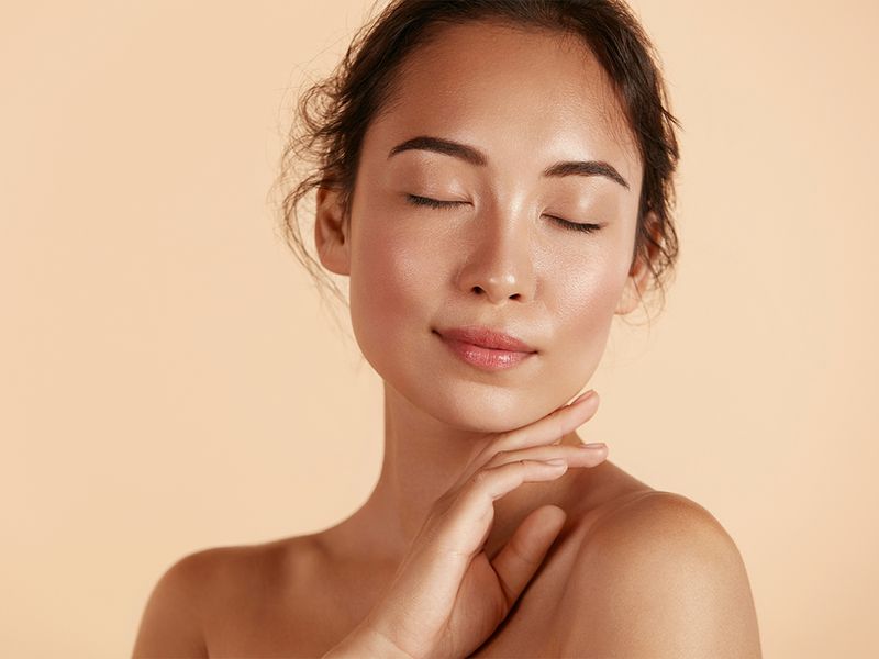 Skin-Tightening Superstars: The Difference Between Ultherapy and Thermage FLX