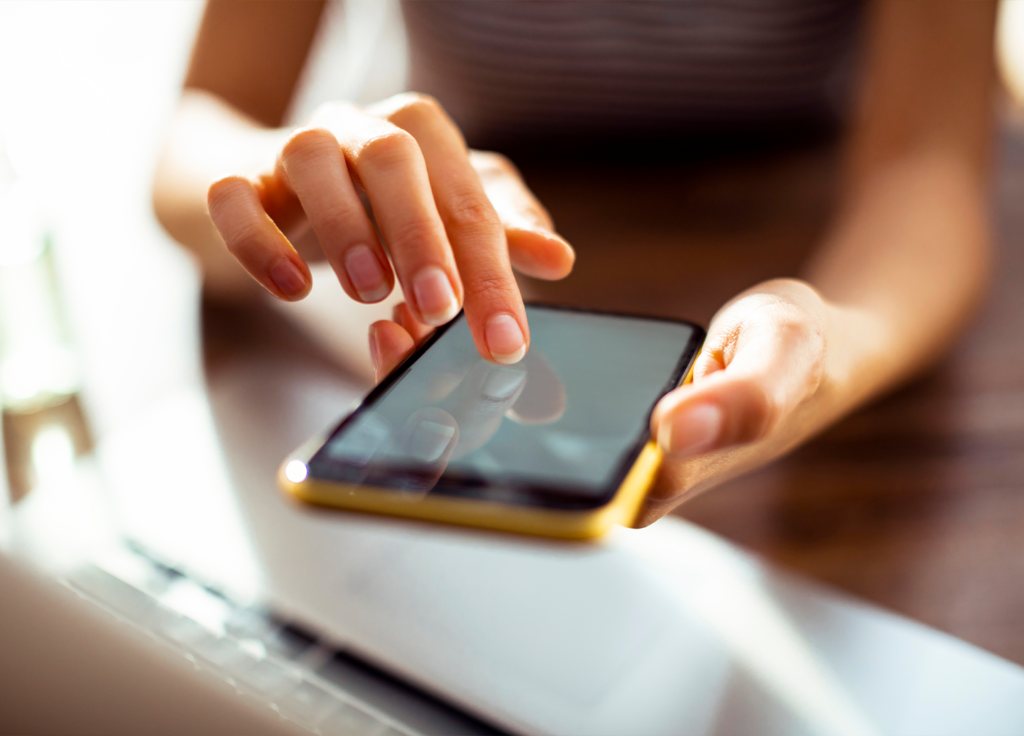 Why the Beauty Industry Is Flocking to Clubhouse in Droves Right Now