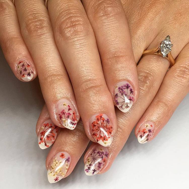 Natural French pressed flower manicure