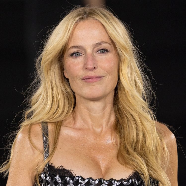 Gillian Anderson, 57