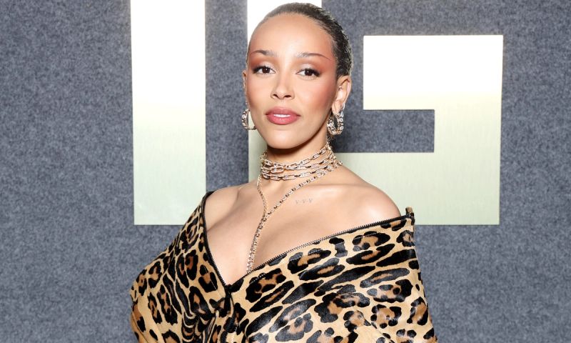 Doja Cat attends the Balmain Womenswear Fall/Winter 2025-2026 show as part of Paris Fashion Week on March 05, 2025 in Paris, France.