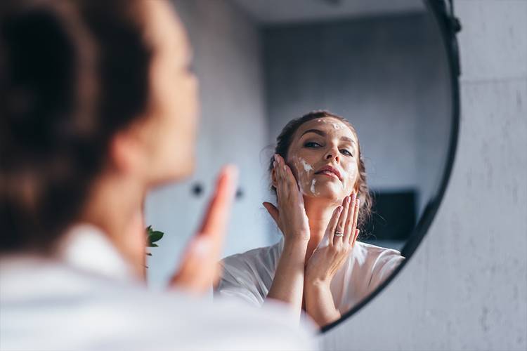Avoid: Benzoyl Peroxide