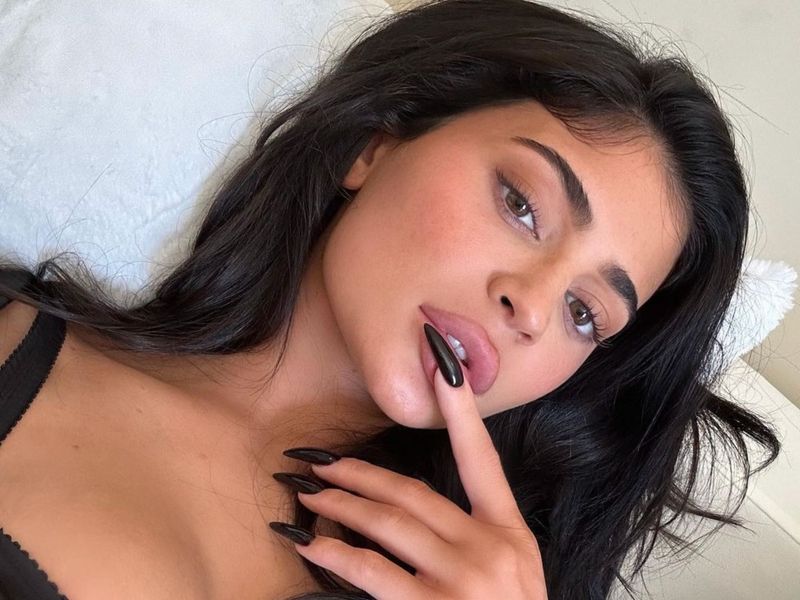 Kylie Jenner Calls Out Her Family’s Role in Setting Unrealistic Beauty Standards