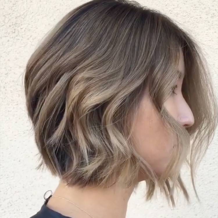 Balayage asymmetrical bob