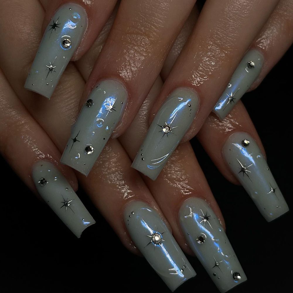 Stars on Ice Manicure