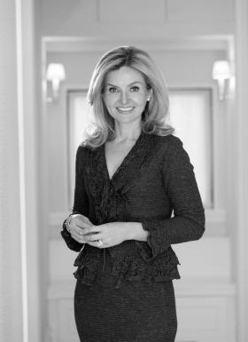Dr. Lee Ann M. Klausner