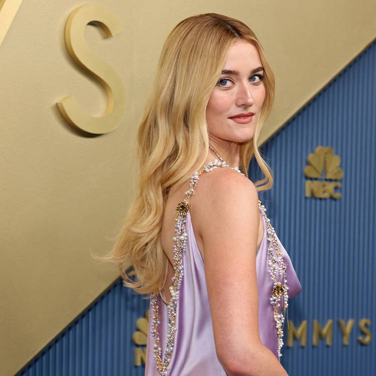 Sarah Pidgeon at the 2026 Emmy Awards