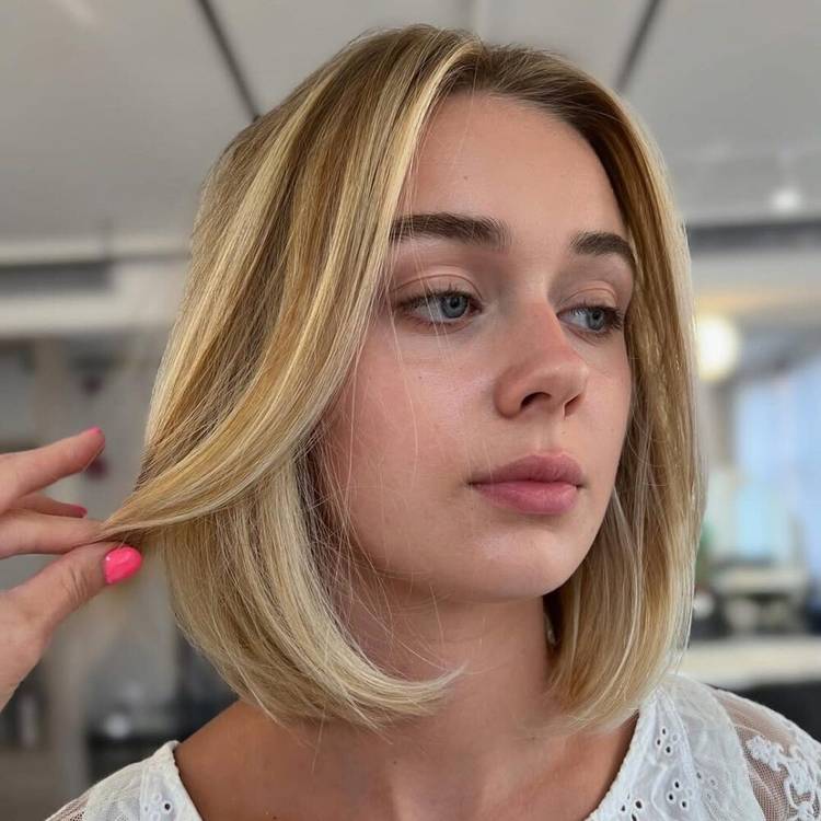 Collarbone cut