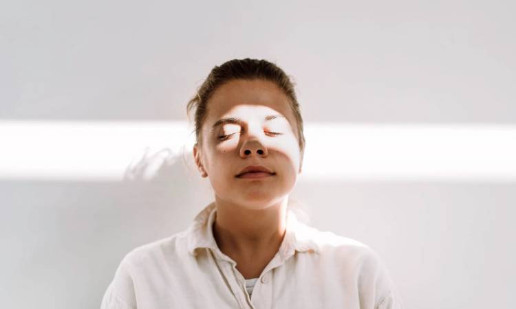 effects of stress on face