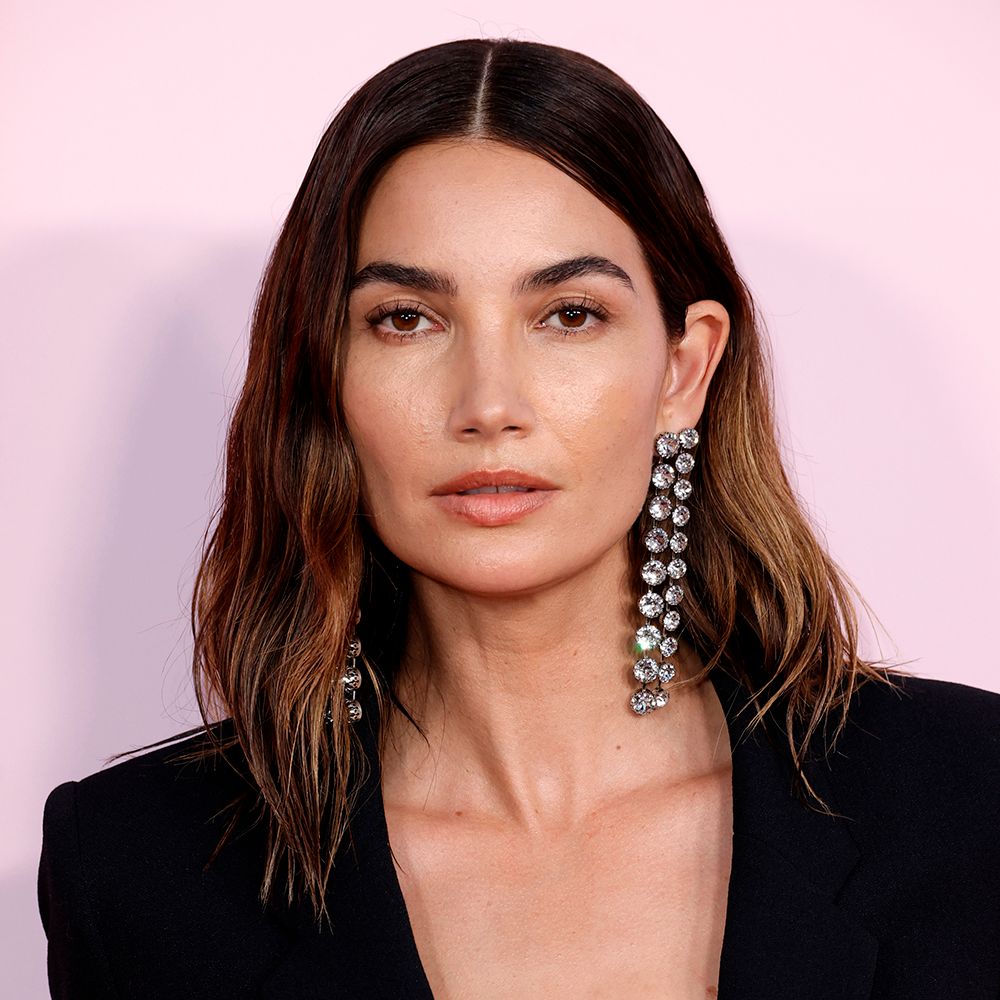 lily aldridge square face
