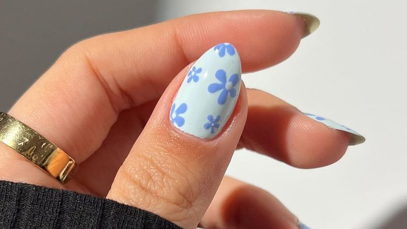 Thumbnail with blue floral printed design.