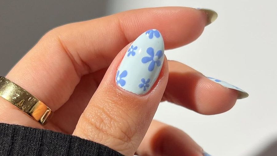Thumbnail with blue floral printed design.